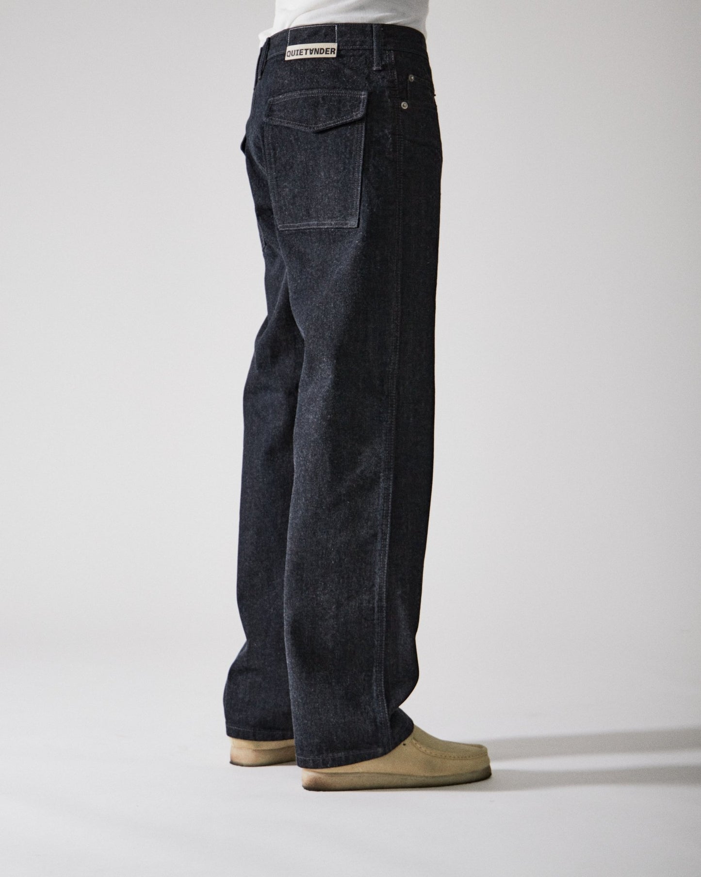 Q1 JEANS - WASHED BLACK - Quiet AnderQuiet AnderJeans